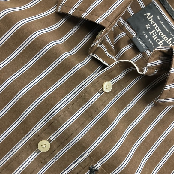 Boys Abercrombie muscle dress shirt size Med EUC - Picture 3 of 3